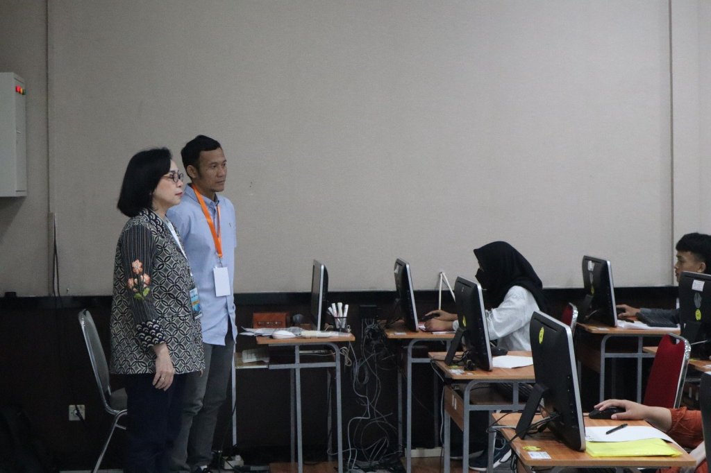 Jangan Percaya Dengan Membayar Sejumlah Uang Lalu&nbsp;Diterima