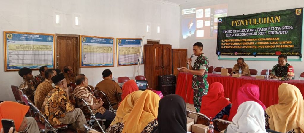 Warga Gedongrejo Terima Penyuluhan Tentang Jiwa Patriotisme Dan&nbsp;Nasionalisme