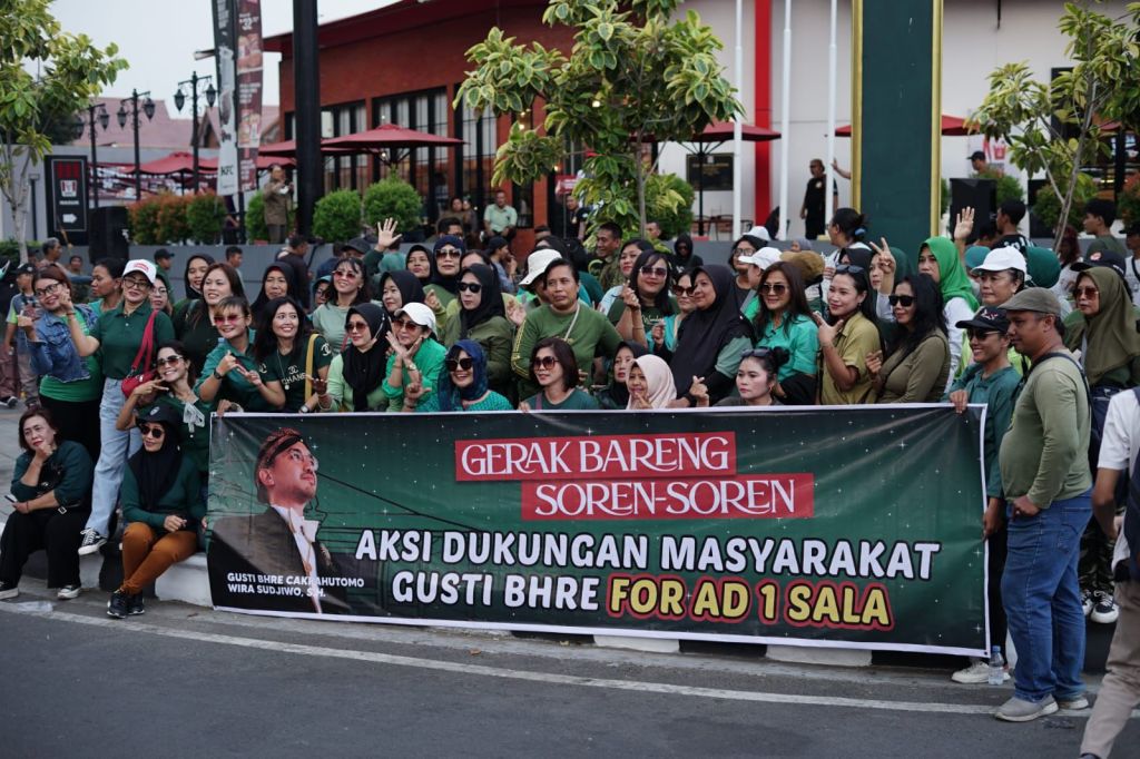 Goyang Bareng, Warga Solo Serbu Karidor Gatsu. Cari Pengganti&nbsp;Gibran?