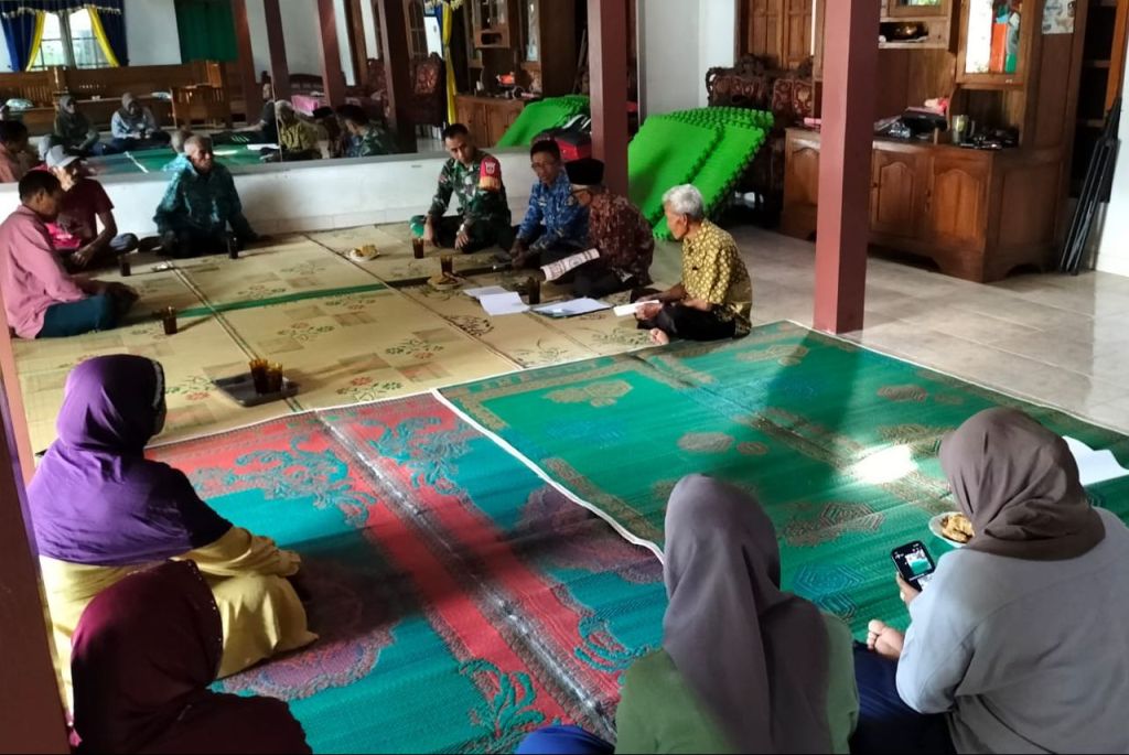 Hadir Di Pertemuan Kelomtan Domas, Babinsa Jaga Kekompakan Dan Ketahanan&nbsp;Pangan