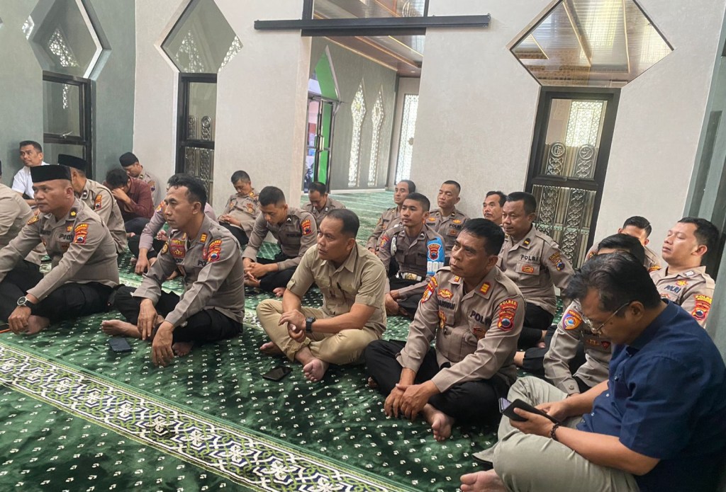 Postur Ideal Anggota Polri, Profesionalitas Didukung Mental Dan Akhlak Yang Baik