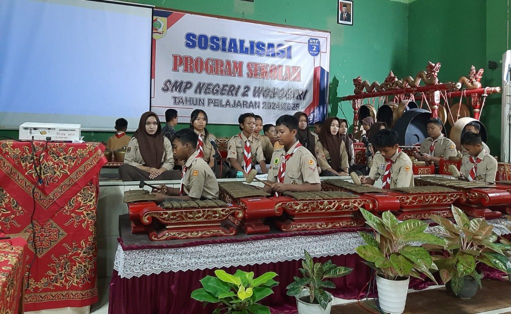 SMPN 2 Wonogiri Suguhkan Kreativitas Tim Karawitan Saat Sosialisasi Program Sekolah, Orangtua Punya Peran&nbsp;Penting