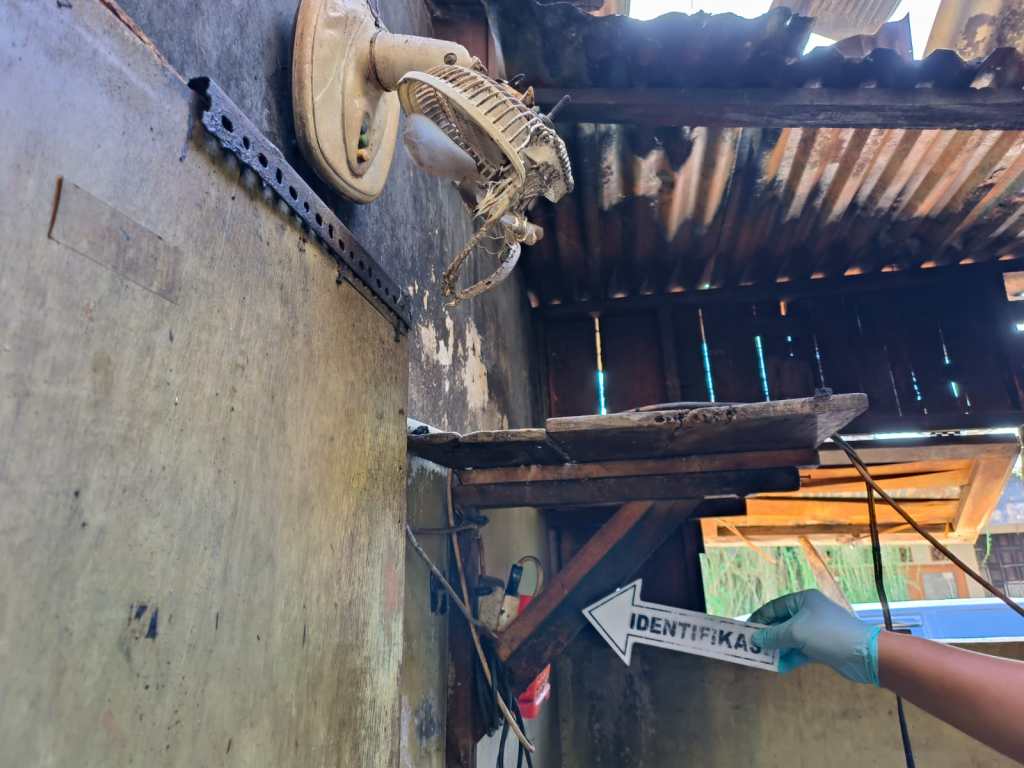 Satu Jam Terbakar, Lima Kios Di Ngadirojo Kerugian Rp214 Juta. Inafis Olah&nbsp;TKP